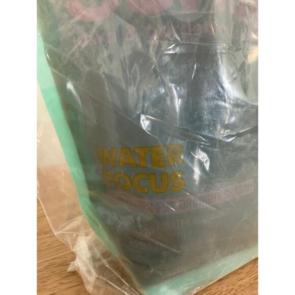 Sunday Water Focus Fertilizer for Drought Season Covers‎ 5000 SQF - Picture 2 of 5